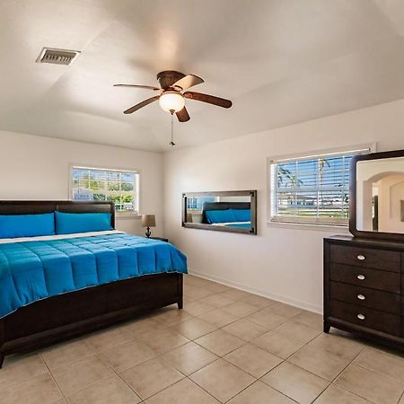 נורת' פורט מיירס New! Dock Canal Family Home W/Pool & Gulf Access! מראה חיצוני תמונה